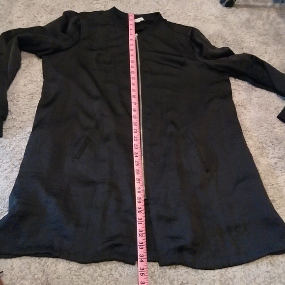 Longline Silky Blazer - Picture 8 of 9